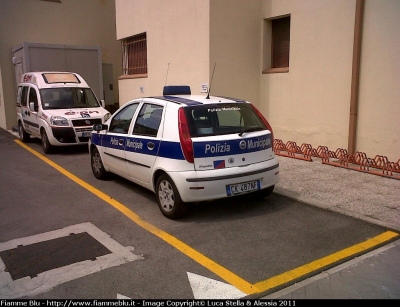 Fiat Punto III serie
Polizia Municipale Unione dei Comuni di Ro, Copparo, Jolanda di Savoia, Berra, Formignana, Tresigallo

Parole chiave: Fiat Punto_IIISerie