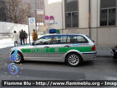 Bmw 320 Touring E91 restyle
Bundesrepublik Deutschland - Germania
Landespolizei 
Bayern - München 
Polizia territoriale della Baviera
- Monaco -
Parole chiave: Bmw 320_Touring_E91_restyle