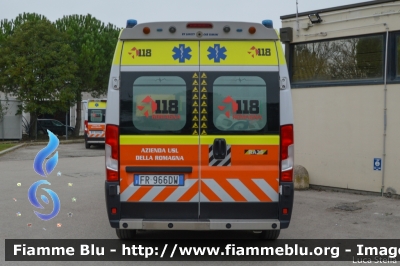 Fiat Ducato X290
118 Romagna Soccorso
Azienda USL della Romagna
Ambito Territoriale di Ravenna
Allestimento Orion
"RA 35"
Parole chiave: Fiat Ducato_X290 Ambulanza