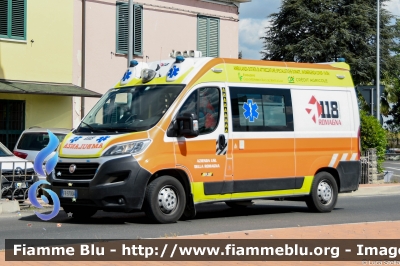 Fiat Ducato X290
118 Romagna Soccorso
Azienda USL della Romagna
Ambito Territoriale di Ravenna
"RA 38"
Allestimento Orion
Parole chiave: Fiat Ducato_X290 Ambulanza