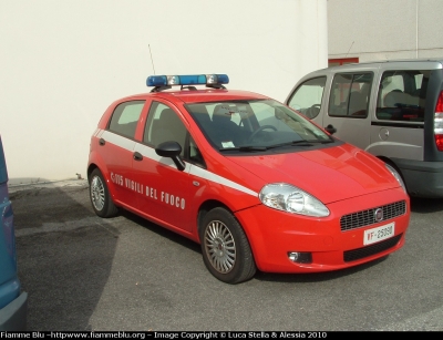 Fiat Grande Punto
Vigili del Fuoco
VF 25090
Parole chiave: Fiat Grande_Punto VF25090 Reas_2010