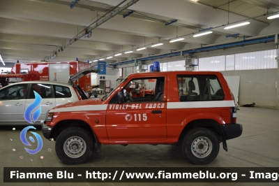 Mitsubishi Pajero Swb II serie
Vigili del Fuoco
Comando Provinciale di Brescia
VF 20473
In esposizione al Reas 2013
Parole chiave: Mitsubishi Pajero_Swb_IIserie VF20473 Reas_2013