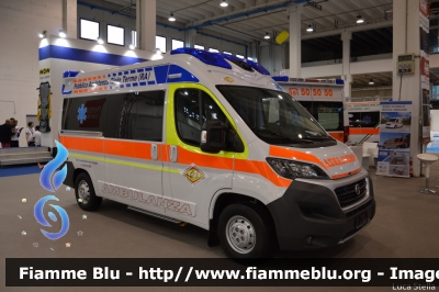 Fiat Ducato X290
Pubblica Assitenza Ravenna 
sede di Riolo Terme
allestita EDM
In esposizione al Reas 2015
Parole chiave: Fiat Ducato_X290 Ambulanza Reas_2015