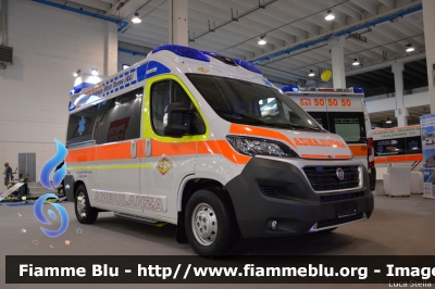 Fiat Ducato X290
Pubblica Assitenza Ravenna 
sede di Riolo Terme
allestita EDM
In esposizione al Reas 2015
Parole chiave: Fiat Ducato_X290 Ambulanza Reas_2015