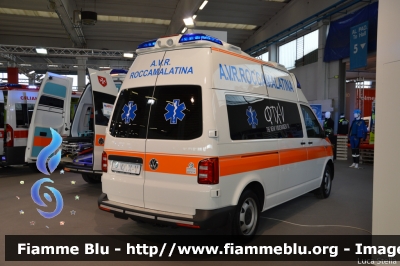 Volkswagen Transporter T6
AVR Roccamalatina
Allestita Ambitalia
In esposizione al Reas 2015
Parole chiave: Volkswagen Transporter_T6 Ambulanza Reas_2015