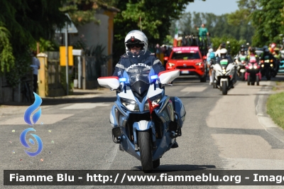 Yamaha FJR 1300 II serie
Polizia di Stato
Polizia Stradale
Allestimento Elevox
in scorta al Giro d'Italia 2024
Moto Rossa
POLIZIA G3160
Parole chiave: Yamaha FJR_1300_IIserie Giro_D_Italia_2024 POLIZIAG3160