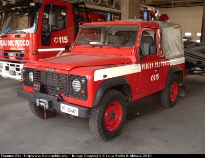 Land Rover Defender 90
Vigili del Fuoco
Comando Provinciale di Rovigo
VF 22041
Parole chiave: Land-Rover Defender_90 VF22041