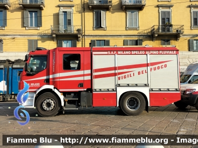  Volvo FL 290 III serie
Vigili del Fuoco
Comando Provinciale di Milano
Nucleo Saf
Allestimento BAI
VF 27027 
Parole chiave:  Volvo FL_290_IIIserie VF27027