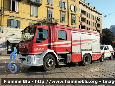  Volvo FL 290 III serie
Vigili del Fuoco
Comando Provinciale di Milano
Nucleo Saf
Allestimento BAI
VF 27027 
Parole chiave:  Volvo FL_290_IIIserie VF27027