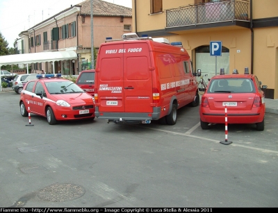 Mercedes-Benz Sprinter II Serie
Vigili del Fuoco
Comando Provinciale di Ferrara
Nucleo Sommozzatori
VF 21866
Parole chiave: Mercedes-Benz Sprinter_IISerie VF21886