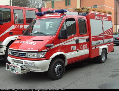 Iveco Daily III serie
Vigili del Fuoco
Comando Provinciale di Bologna
Distaccamento Volontario di San Pietro in Casale (BO)
Polisoccorso allestimento Iveco-Magirus
VF 24198
Parole chiave: Iveco Daily_IIIserie VF24198