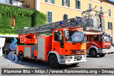 Iveco EuroFire 150E27 I serie
Vigili del Fuoco
Comando Provinciale Bologna
Distaccamento Volontario di San Pietro in Casale
AutoScala da 30 metri allestita Iveco-Magirus 
Parole chiave: Iveco EuroFire_150E27_Iserie Festa_Della_Repubblica_2018