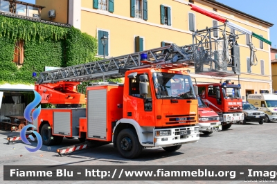 Iveco EuroFire 150E27 I serie
Vigili del Fuoco
Comando Provinciale Bologna
Distaccamento Volontario di San Pietro in Casale
AutoScala da 30 metri allestita Iveco-Magirus 
Parole chiave: Iveco EuroFire_150E27_Iserie Festa_Della_Repubblica_2018