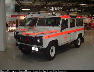 Land Rover Defender 110
Croce Rossa Italiana
Comitato Provinciale di Forli'
CRI A218A

Parole chiave: Land-Rover Defender_110 CRIA218A Sicurtech_Forli&#039;_2008