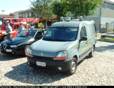 Renault Kangoo I serie
Guardia di Finanza
Unità Cinofile
GdF 709 AY
Parole chiave: Renault Kangoo I serie GdiF709AY