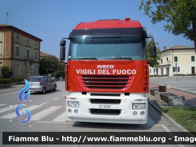 Iveco Stralis AS I serie 
Vigili del Fuoco
Comando Provinciale di Belluno
VF 25787 
Parole chiave: Iveco Stralis_AS_Iserie VF25787 De-Angelis VFR3617 New-Holland E245B