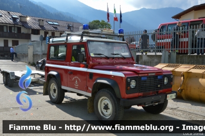 Land Rover Defender 90
Vigili del Fuoco
Distretto di Borgo Valsugana
Corpo Volontario di Strigno (TN)
VF H51 TN
Parole chiave: Land-Rover Defender_90 VFH51TN