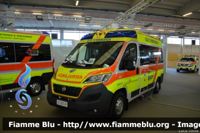 Fiat Ducato X290
Azienda ULSS 12 Veneziana
118 Mestre Emergenza
Allestita Ambitalia
In esposizione al Reas 2015
Parole chiave: Fiat Ducato_X290 Ambulanza Reas_2015