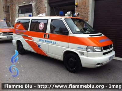 Volkswagen Transporter T4
Croce Bianca ER Ferrara
Parole chiave: Volkswagen Transporter_T4 Ambulanza