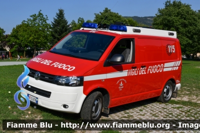 Volkswagen Transporter T5 restyle
Vigili del Fuoco
Unione Distrettuale di Trento
Corpo Volontario di Terlago(TN)
Allestimento Kofler Fahrzeugbau
VF 0J6 TN
Parole chiave: Volkswagen Transporter_T5restyle VF0J6TN