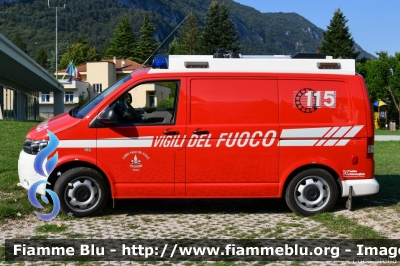 Volkswagen Transporter T5 restyle
Vigili del Fuoco
Unione Distrettuale di Trento
Corpo Volontario di Terlago(TN)
Allestimento Kofler Fahrzeugbau
VF 0J6 TN
Parole chiave: Volkswagen Transporter_T5restyle VF0J6TN