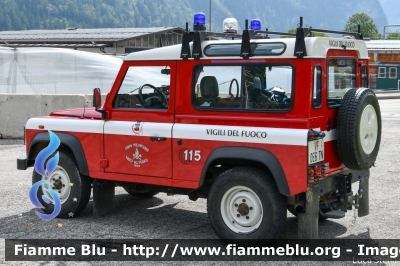 Land-Rover Defender 90
Vigili del Fuoco
Unione Distrettuale di Primiero
Corpo Volontario di Imer (TN)
VF 1A3 TN
Parole chiave: Land-Rover Defender_90 VF0E6TN