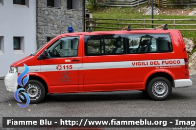 Volkswagen Transporter T5
Vigili del Fuoco
Unione Distrettuale di Primiero
Corpo Volontario di San Martino di Castrozza (TN)
VF 0H5 TN
Parole chiave: Volkswagen Transporter_T5 VF0H5TN