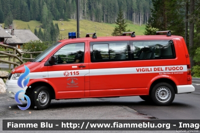 Volkswagen Transporter T5
Vigili del Fuoco
Unione Distrettuale di Primiero
Corpo Volontario di San Martino di Castrozza (TN)
VF 0H5 TN
Parole chiave: Volkswagen Transporter_T5 VF0H5TN