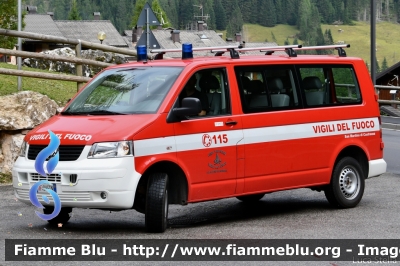 Volkswagen Transporter T5
Vigili del Fuoco
Unione Distrettuale di Primiero
Corpo Volontario di San Martino di Castrozza (TN)
VF 0H5 TN
Parole chiave: Volkswagen Transporter_T5 VF0H5TN