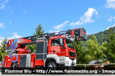 Man TGS 18.440 4x4 I serie
Vigili del Fuoco
Unione Distrettuale delle Giudicarie 
Ospitata dal Corpo Volontario di Madonna di Campiglio (TN)
AutoScala da 32 metri allestimento Metz L32A
VF 0K1 TN

Si ringrazia il Personale per la 
disponibilità e l'ospitalità
Parole chiave: Man TGS_18.440_4x4_Iserie VF0K1TN