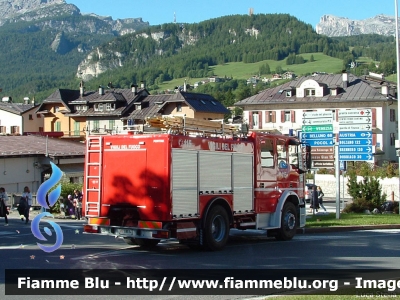 Iveco EuroTech 190E27
Vigili del Fuoco
Comando Provinciale di Belluno
Distaccamento di San Vito di Cadore (BL)
AutoPompaSerbatoio allestimento Iveco-Magirus ricondizionata Carrozzeria Fortini
VF 18134
Parole chiave: Iveco EuroTech_190E27 VF18134 Raduno_nazionale_VVF_2010