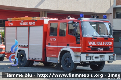 Iveco EuroFire 150E27 I serie
Vigili del Fuoco
Comando Provinciale di Parma
AutoPompaSerbatoio allestimento Iveco-Magirus 
Ricondizionato Fortini
VF 18440
Parole chiave: Iveco EuroFire_150E27_Iserie VF18440