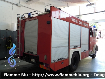 Iveco EuroFire 150E27 I serie
Vigili del Fuoco
Comando Provinciale di Bologna
Distaccamento Permanente di Zola Predosa (BO)
AutoPompaSerbatoio allestimento Iveco-Magirus
VF 18937
Parole chiave: Iveco EuroFire_150E27_Iserie VF18937