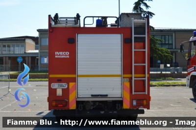 Iveco CityEuroFire 100E21 I serie
Vigili del Fuoco
Comando Provinciale di Ferrara
AutoPompaSerbatoio allestimento Iveco-Magirus
VF 19847
Parole chiave: Iveco CityEuroFire_100E21_Iserie VF19847