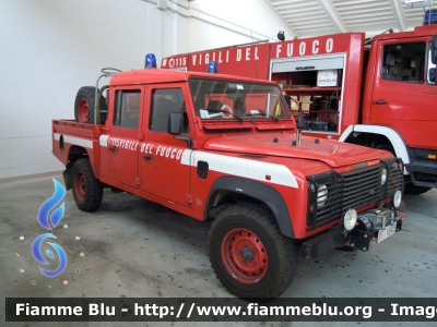 Land Rover Defender 130
Vigili del Fuoco
Comando Provinciale di Bologna
Distaccamento Permanente di Zola Predosa (BO)
VF 19903
Parole chiave: Land-Rover Defender_130 VF19903