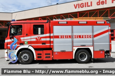 Mercedes-Benz Actros 1841 II serie
Vigili del Fuoco
Unione Distrettuale Alto Garda e Ledro
Corpo Volontario di Riva del Garda (TN)
AutoPompaSerbatoio allestimento Bai
VF 1A1 TN
Parole chiave: Mercedes-Benz Actros_1841_IIserie VF1A1TN