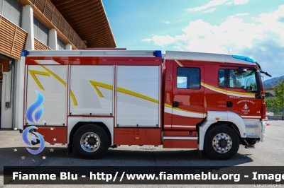 Man TGS 18.440 I serie
Vigili del Fuoco
Unione Distrettuale di Cles
Corpo Volontario di Cles (TN)
Allestimento Ziegler
VF 1L5 TN
Parole chiave: Man TGS_18.440_Iserie VF1L5TN