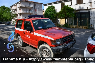 Mitsubishi Pajero Swb II serie
Vigili del Fuoco
Comando Provinciale di Ravenna
VF 20875
Parole chiave: Mitsubishi Pajero_Swb_IIserie VF20875