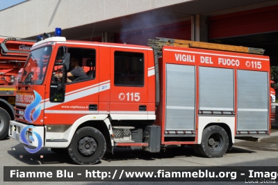 Iveco City2000 100E21 I serie
Vigili del Fuoco
Comando Provinciale di Parma
AutoPompaSerbatoio allestimento Iveco-Magirus
VF 21823
Parole chiave: Iveco City2000_100E21_Iserie VF21823