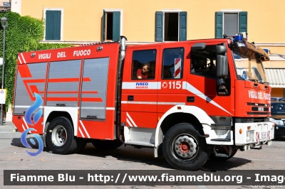 Iveco FireTech 190E31
Vigili del Fuoco
Comando Provinciale di Bologna
Distaccamento Volontario di San Pietro in Casale 
AutoPompaSerbatoio allestimento Iveco-Magirus
VF 21840
Parole chiave: Iveco FireTech_190E31 VF21840 Festa_Della_Repubblica_2018