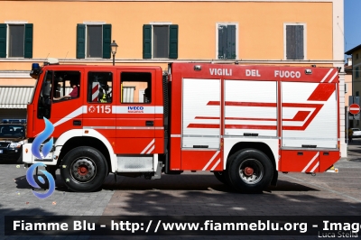 Iveco FireTech 190E31
Vigili del Fuoco
Comando Provinciale di Bologna
Distaccamento Volontario di San Pietro in Casale 
AutoPompaSerbatoio allestimento Iveco-Magirus
VF 21840
Parole chiave: Iveco FireTech_190E31 VF21840 Festa_Della_Repubblica_2018