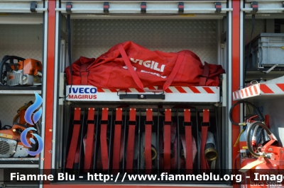 Iveco Stralis AF190S40 I serie
Vigili del Fuoco
Comando Provinciale di Parma
AutoPompaSerbatoio allestimento Iveco-Magirus
Ricondizionata Fortini
VF 23698
Parole chiave: Iveco Stralis_AF190S40_Iserie VF23698