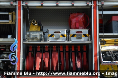 Iveco Stralis AF190S40 I serie
Vigili del Fuoco
Comando Provinciale di Parma
AutoPompaSerbatoio allestimento Iveco-Magirus
Ricondizionata Fortini
VF 23698
Parole chiave: Iveco Stralis_AF190S40_Iserie VF23698