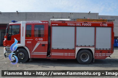 Iveco Stralis AF190S40 I serie
Vigili del Fuoco
Comando Provinciale di Parma
AutoPompaSerbatoio allestimento Iveco-Magirus
Ricondizionata Fortini
VF 23698
Parole chiave: Iveco Stralis_AF190S40_Iserie VF23698