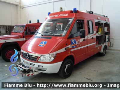 Mercedes-Benz Sprinter II Serie
Vigili del Fuoco
Comando Provinciale di Bologna
Distaccamento Permanente di Zola Predosa (BO)
Polisoccorso allestimento Bai
Dono di Autostrade per l'Italia
VF 23943
Parole chiave: Mercedes-Benz Sprinter_IISerie VF23943