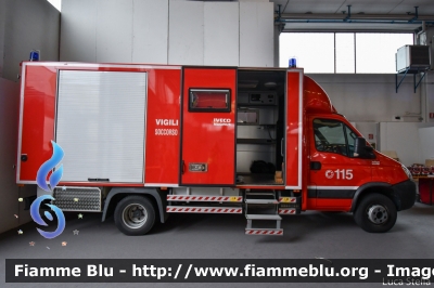 Iveco Daily IV serie
Vigili del Fuoco
Comando Provinciale di Brescia
Nucleo NBCR
VF 24781
Parole chiave: Iveco Daily_IVserie VF24781 Reas_2018