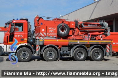 Astra HD8 84.44 II serie
Vigili del Fuoco
Comando Provinciale di Parma
AutoGru da 40 ton allestimento Cormach
VF 25361
Parole chiave: Astra HD8_84.44_IIserie VF25361