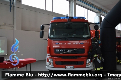 Volvo FL 280 III serie
Vigili del Fuoco
Comando Provinciale di Brescia
AutoPompaSerbatoio allestimento BAI
VF 25640
Parole chiave: Volvo FL_280IIIserie VF25260