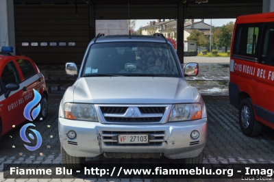 Mitsubishi Pajero Lwb III serie
Vigili del Fuoco
Comando Provinciale di Parma
VF 27103
Parole chiave: Mitsubishi Pajero_Lwb_IIIserie VF27103