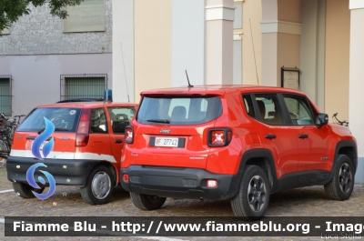 Jeep Renegade
Vigili del Fuoco
Comando Provinciale di Ferrara
VF 27742
Parole chiave: Jeep Renegade VF27742